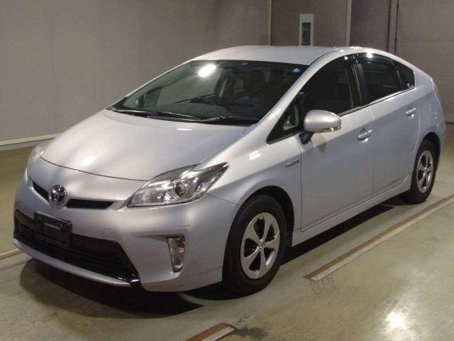 4114 Toyota Prius ZVW30 2012 г. (TAA Hyogo)