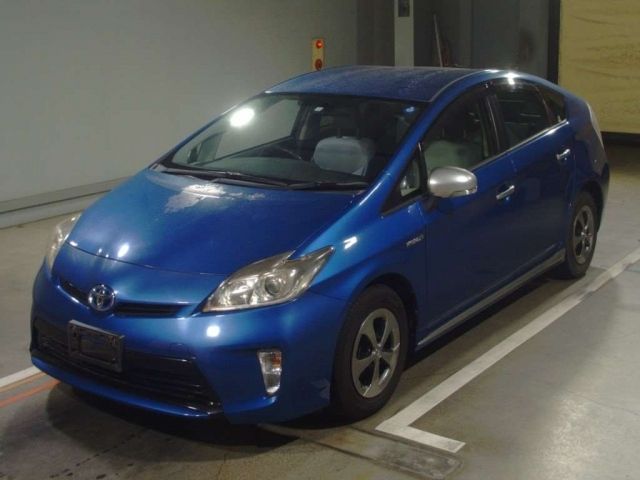 4156 Toyota Prius ZVW30 2013 г. (TAA Hiroshima)