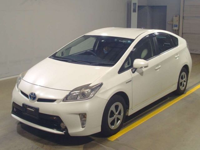 454 Toyota Prius ZVW30 2013 г. (TAA Yokohama)