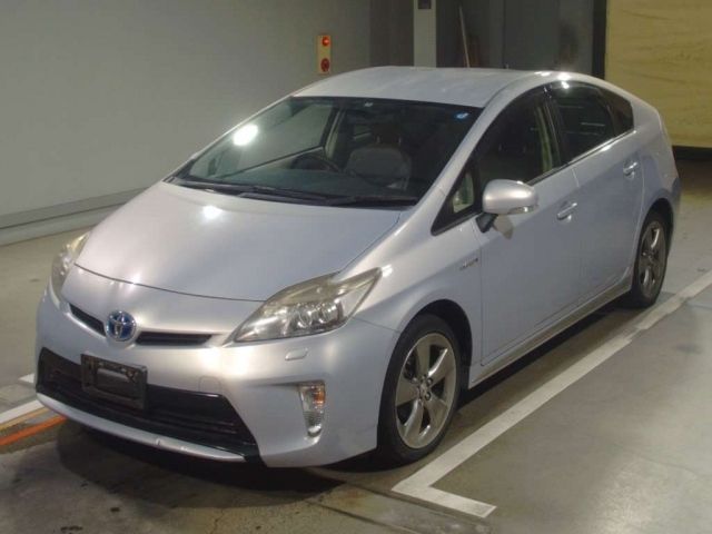 4763 Toyota Prius ZVW30 2013 г. (TAA Hiroshima)