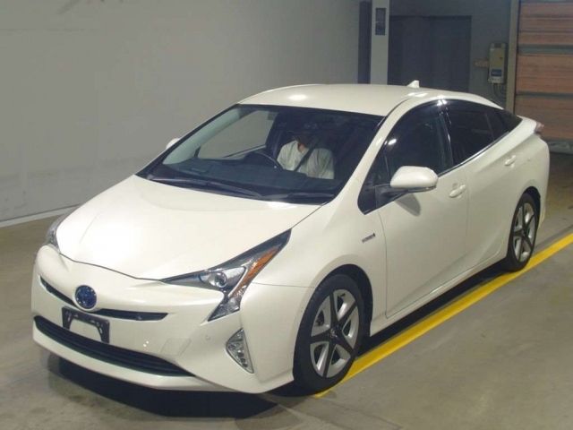 480 Toyota Prius ZVW51 2018 г. (TAA Yokohama)