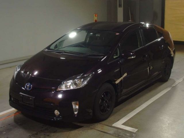 4829 Toyota Prius ZVW30 2015 г. (TAA Hiroshima)