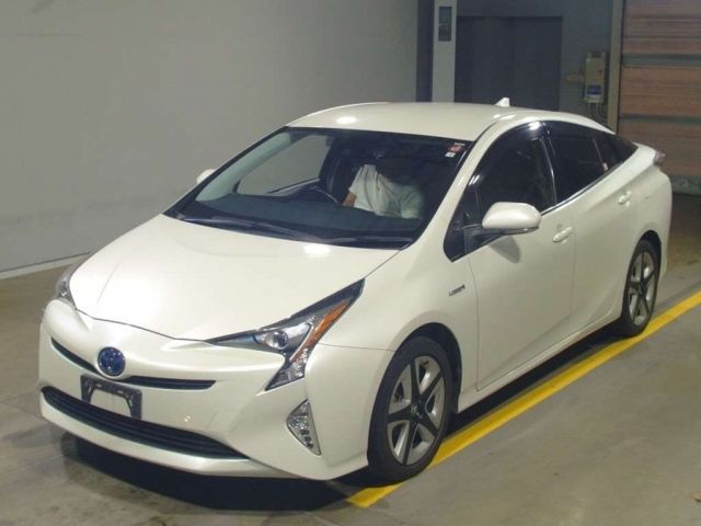 493 Toyota Prius ZVW55 2016 г. (TAA Yokohama)