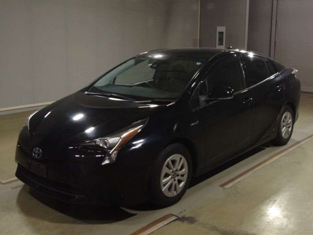 50133 Toyota Prius ZVW50 2018 г. (TAA Hyogo)