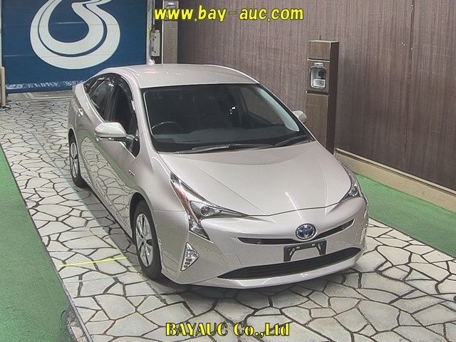 50473 Toyota Prius ZVW51 2017 г. (BAYAUC)