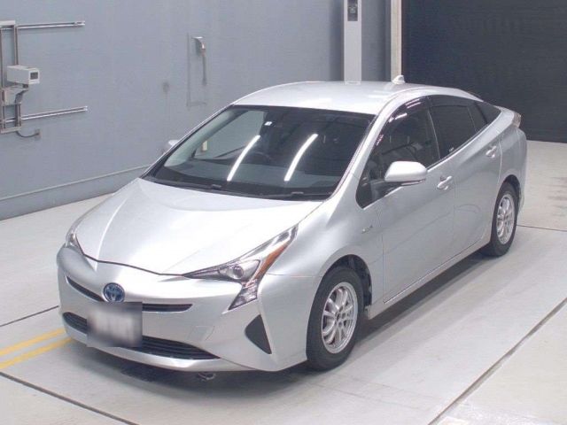 5049 Toyota Prius ZVW50 2016 г. (CAA Gifu)