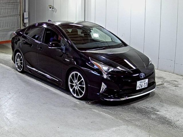 5068 Toyota Prius ZVW50 2017 г. (LAA Shikoku)