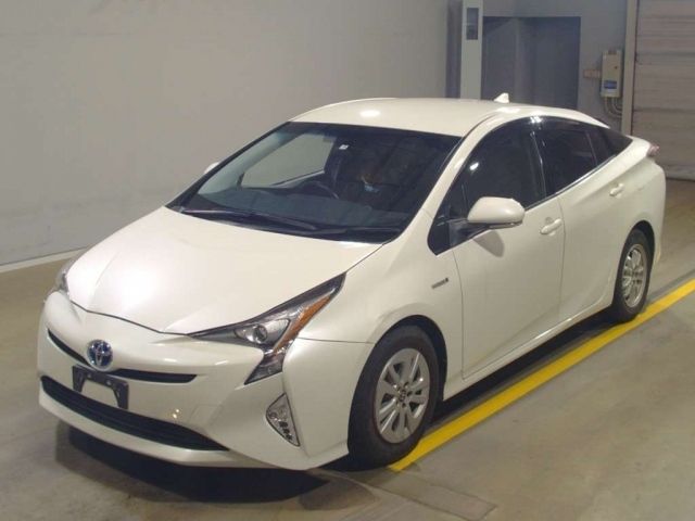 522 Toyota Prius ZVW50 2017 г. (TAA Yokohama)