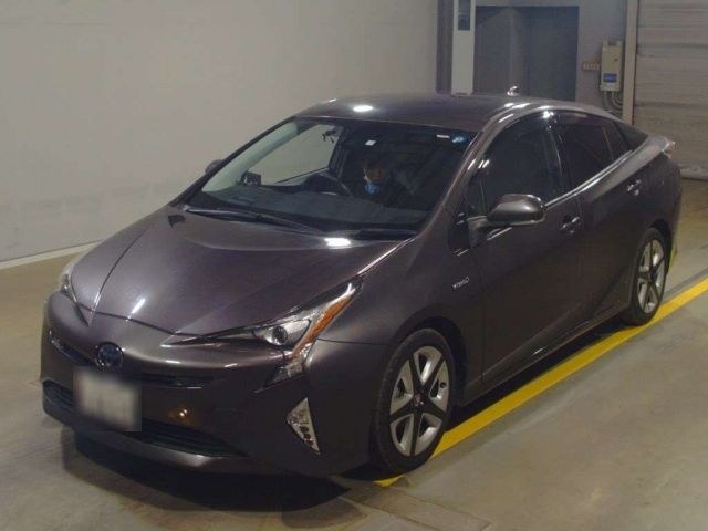 538 Toyota Prius ZVW51 2017 г. (TAA Yokohama)