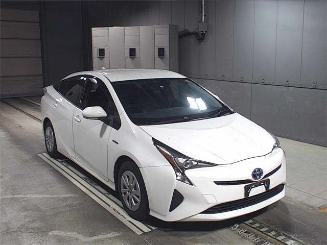 5464 Toyota Prius ZVW50 2017 г. (JU Gifu)