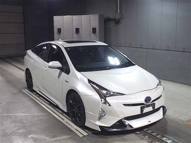 5949 Toyota Prius ZVW55 2016 г. (JU Gifu)