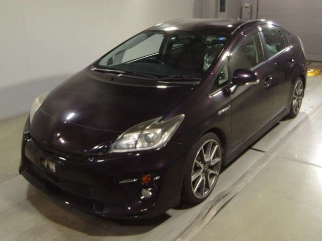 6008 Toyota Prius ZVW30 2013 г. (TAA Tohoku)