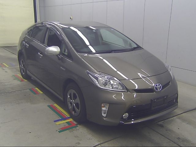 80024 Toyota Prius ZVW30 2014 г. (Honda Kansai)