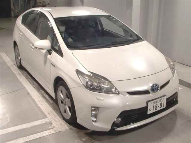 8025 Toyota Prius ZVW30 2013 г. (JU Tokyo)