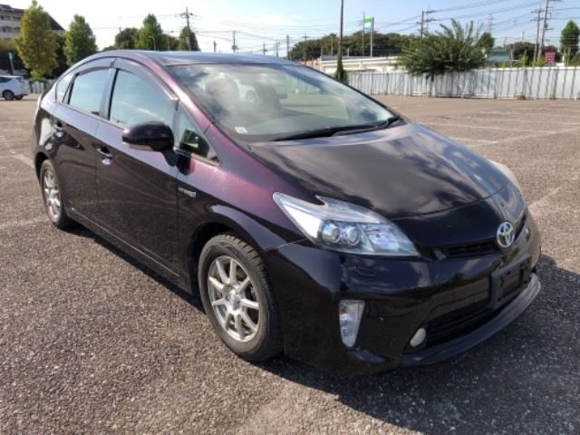 826 Toyota Prius ZVW30 2013 г. (ARAI Oyama)