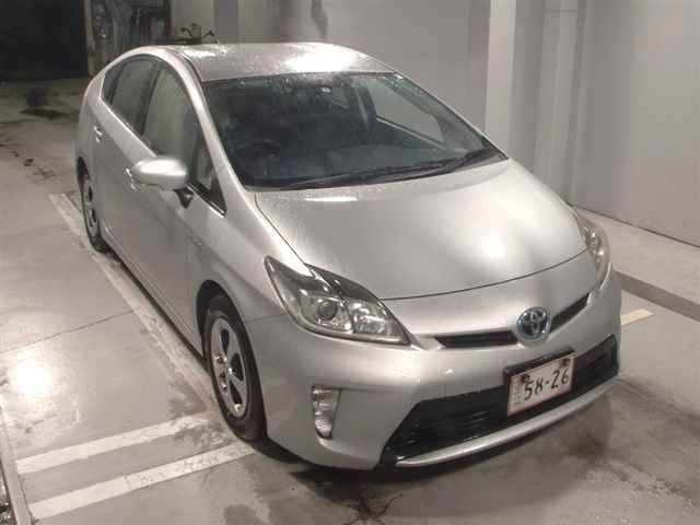 8317 Toyota Prius ZVW30 2013 г. (JU Tokyo)