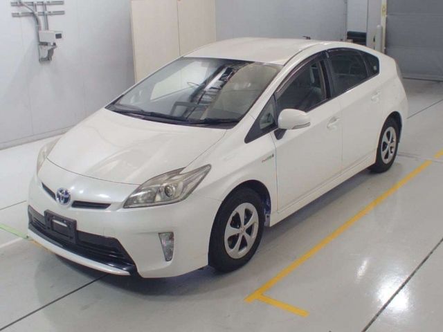 90297 Toyota Prius ZVW30 2012 г. (CAA Chubu)