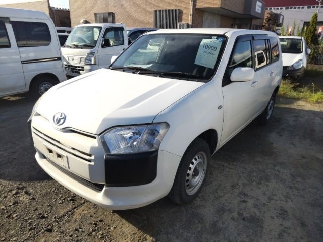 10909 Toyota Probox NCP165V 2015 г. (LUM Tokyo Nyusatsu)