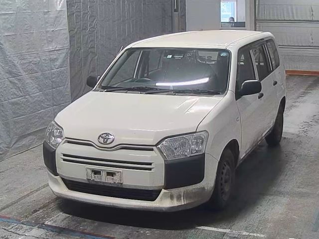 3015 Toyota Probox NSP160V 2017 г. (HERO)