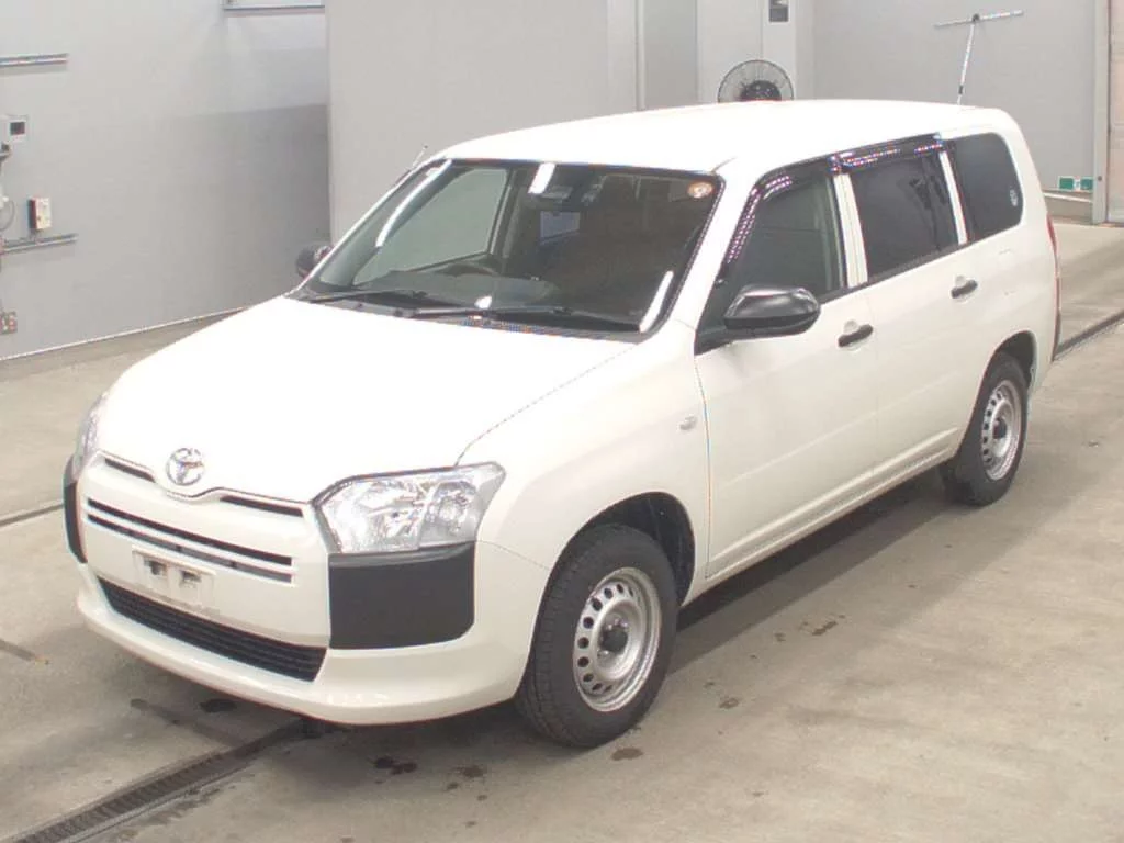Toyota Probox NCP165V 2021