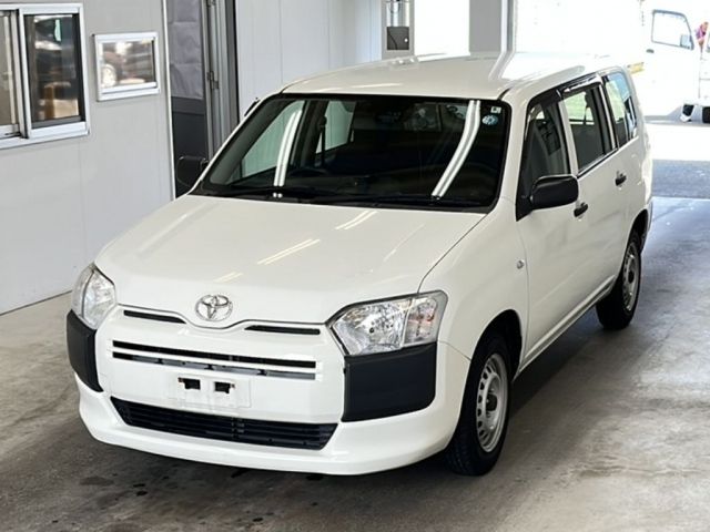 3251 Toyota Probox NSP160V 2017 г. (KCAA Minami Kyushu)