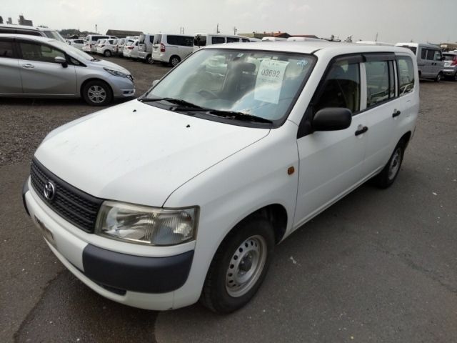 3692 Toyota Probox NCP55V 2013 г. (LUM Nagoya Nyusatsu)