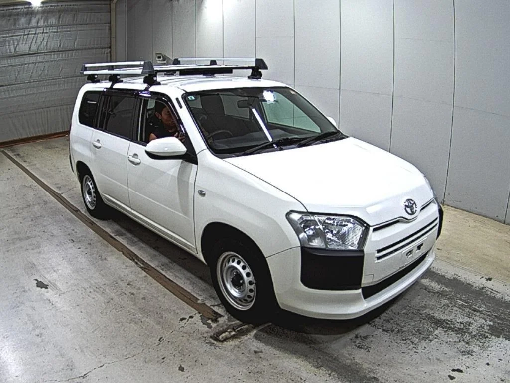 Toyota Probox NCP165V 2021