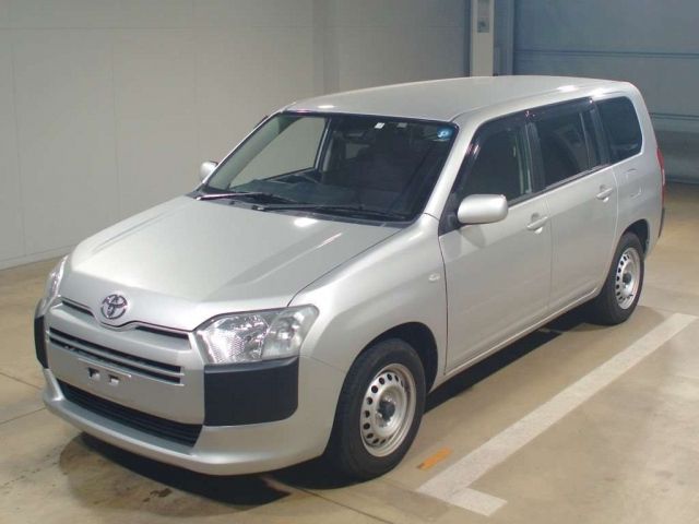 62004 Toyota Probox NCP160V 2020 г. (TAA Kinki)