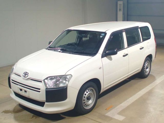 62076 Toyota Probox NCP160V 2018 г. (TAA Kinki)