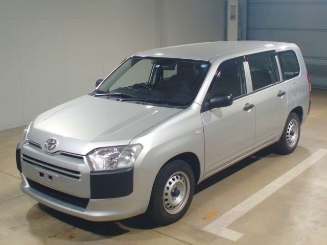 62110 Toyota Probox NSP160V 2018 г. (TAA Kinki)