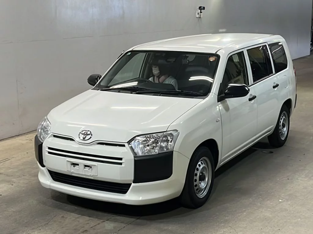 Toyota Probox NSP160V 2022