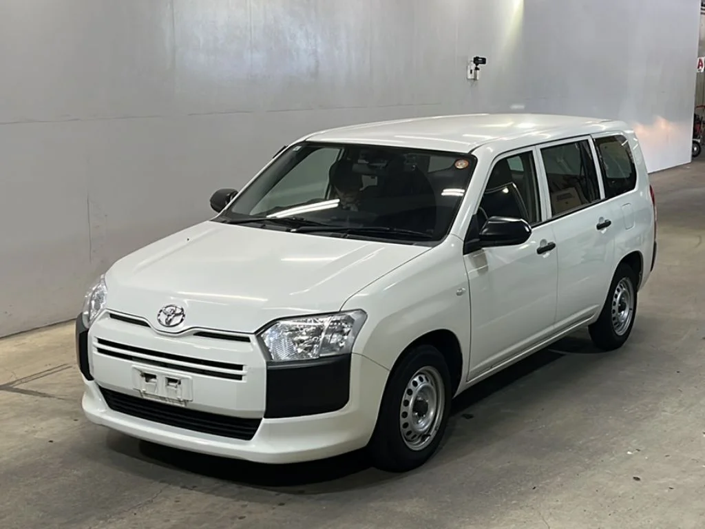 Toyota Probox NSP160V 2022
