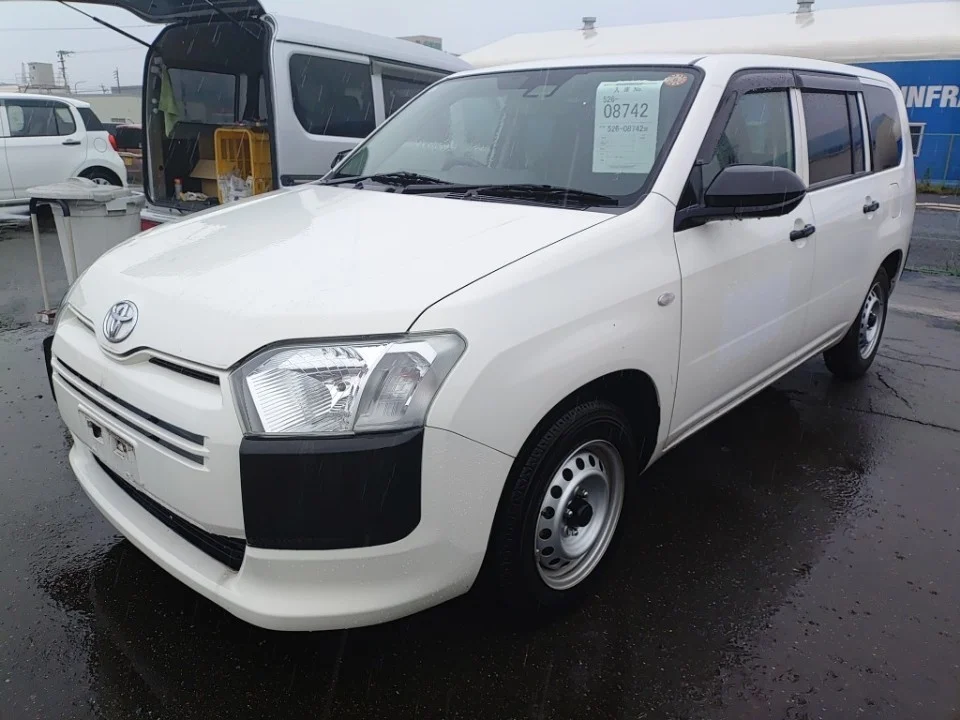 Toyota Probox NSP160V 2021