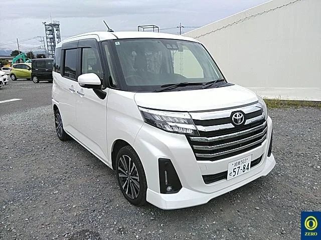 Toyota Roomy M900A 2022