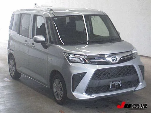Toyota Roomy M900A 2022
