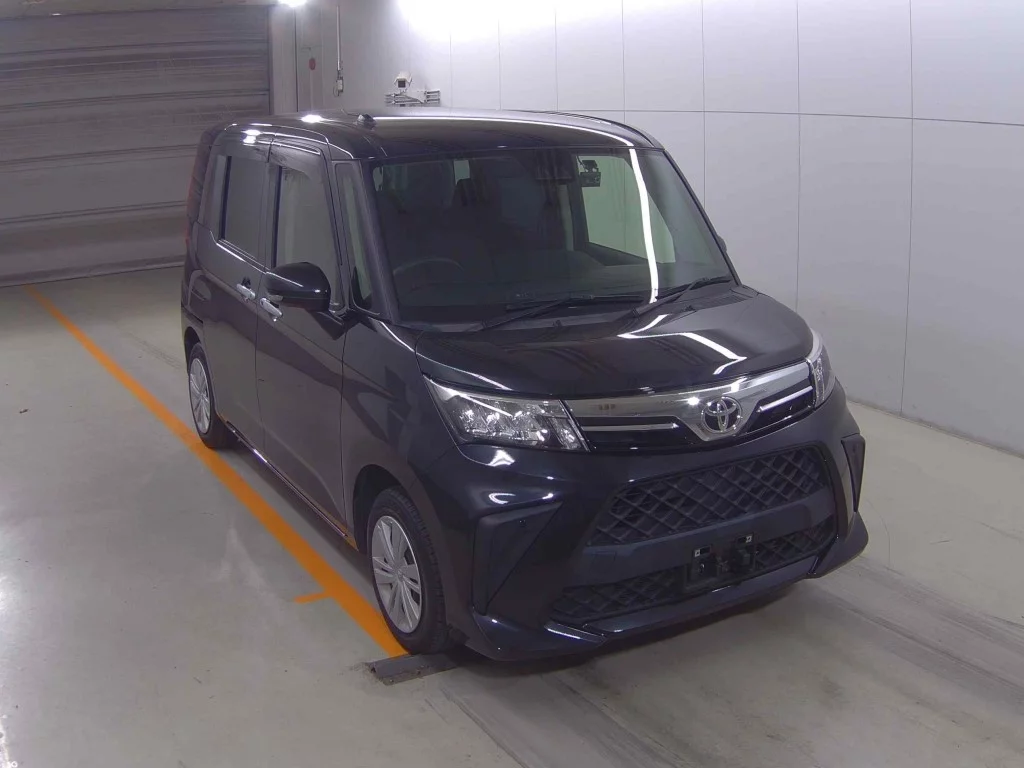 Toyota Roomy M900A 2022