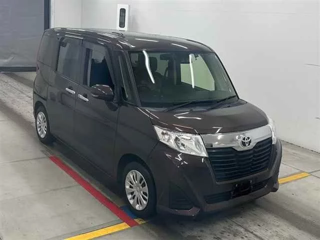 Toyota Roomy M900A 2019