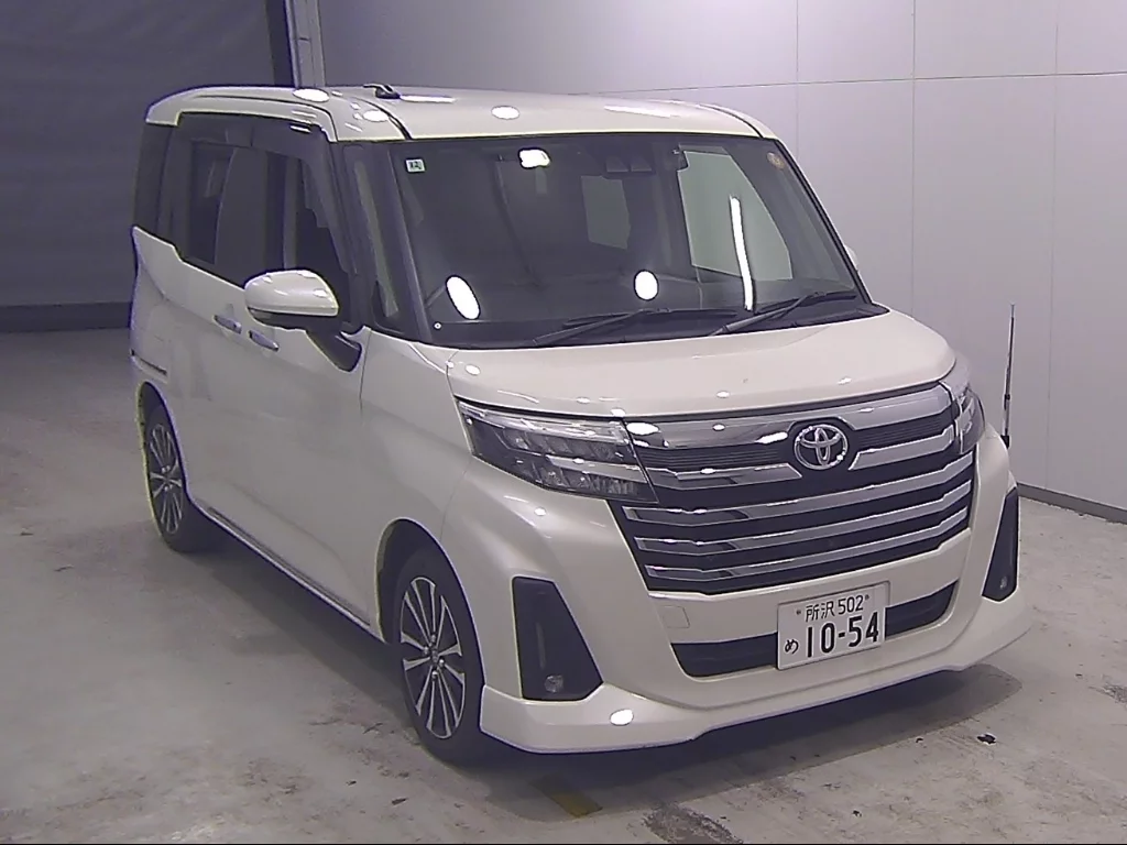 Toyota Roomy M900A 2020