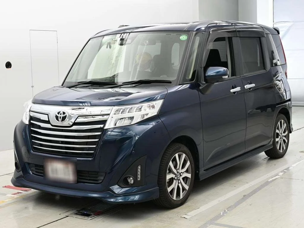 Toyota Roomy M900A 2019