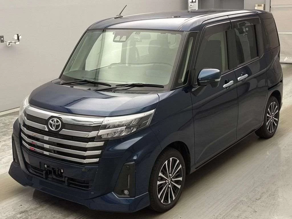 Toyota Roomy M900A 2021