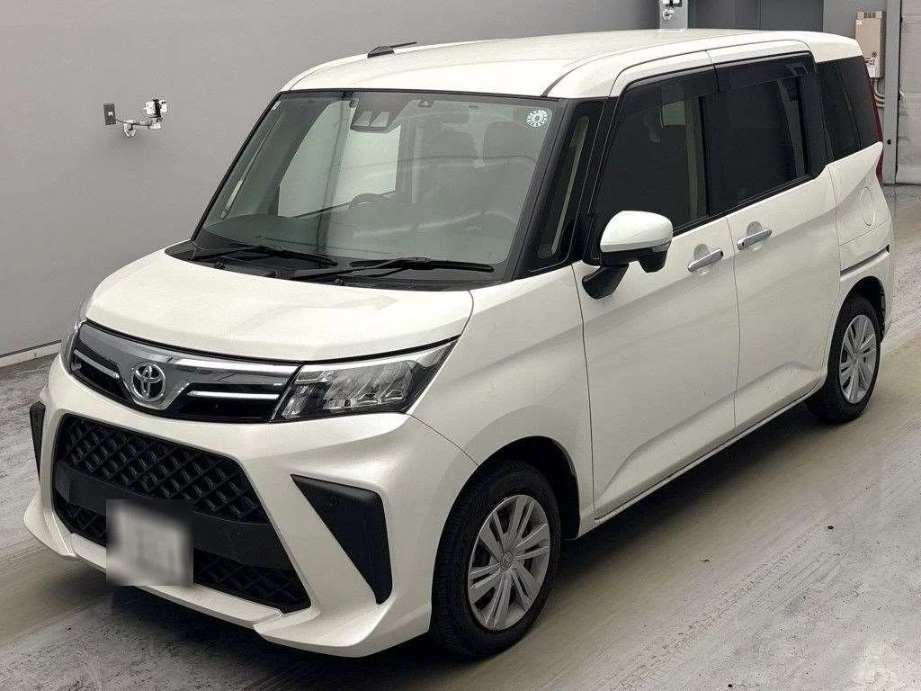 Toyota Roomy M900A 2025