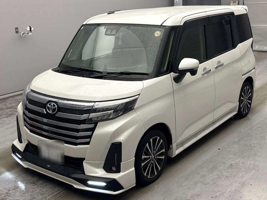 Toyota Roomy M900A 2024