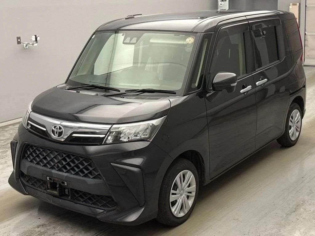 Toyota Roomy M900A 2021