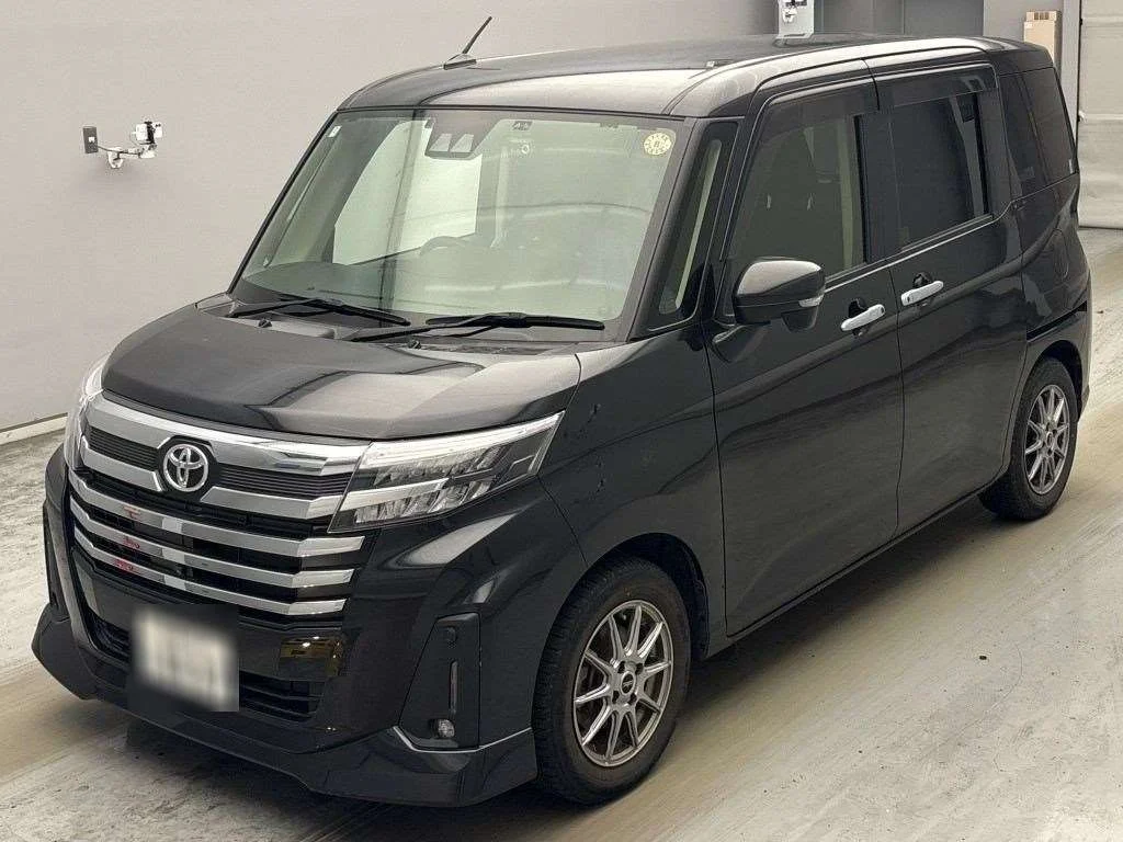 Toyota Roomy M900A 2022