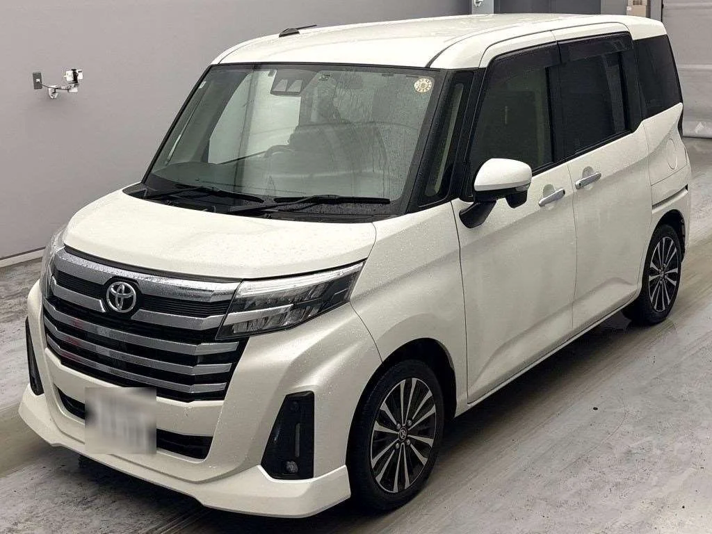 Toyota Roomy M900A 2020