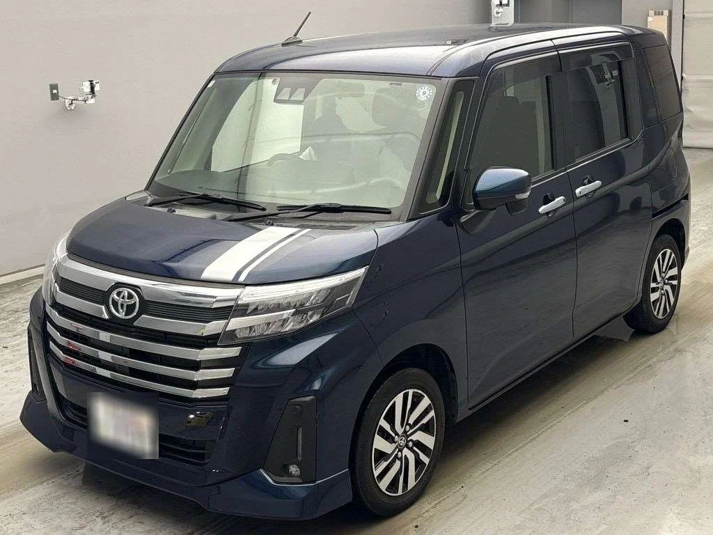 Toyota Roomy M900A 2022
