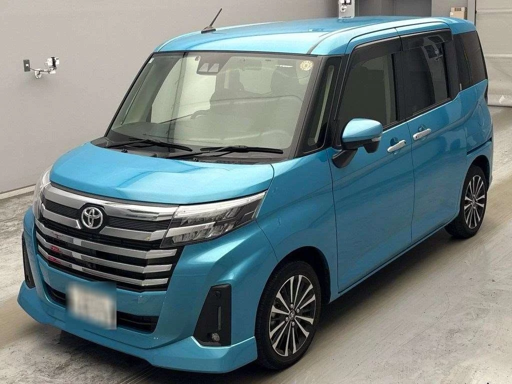 Toyota Roomy M900A 2025