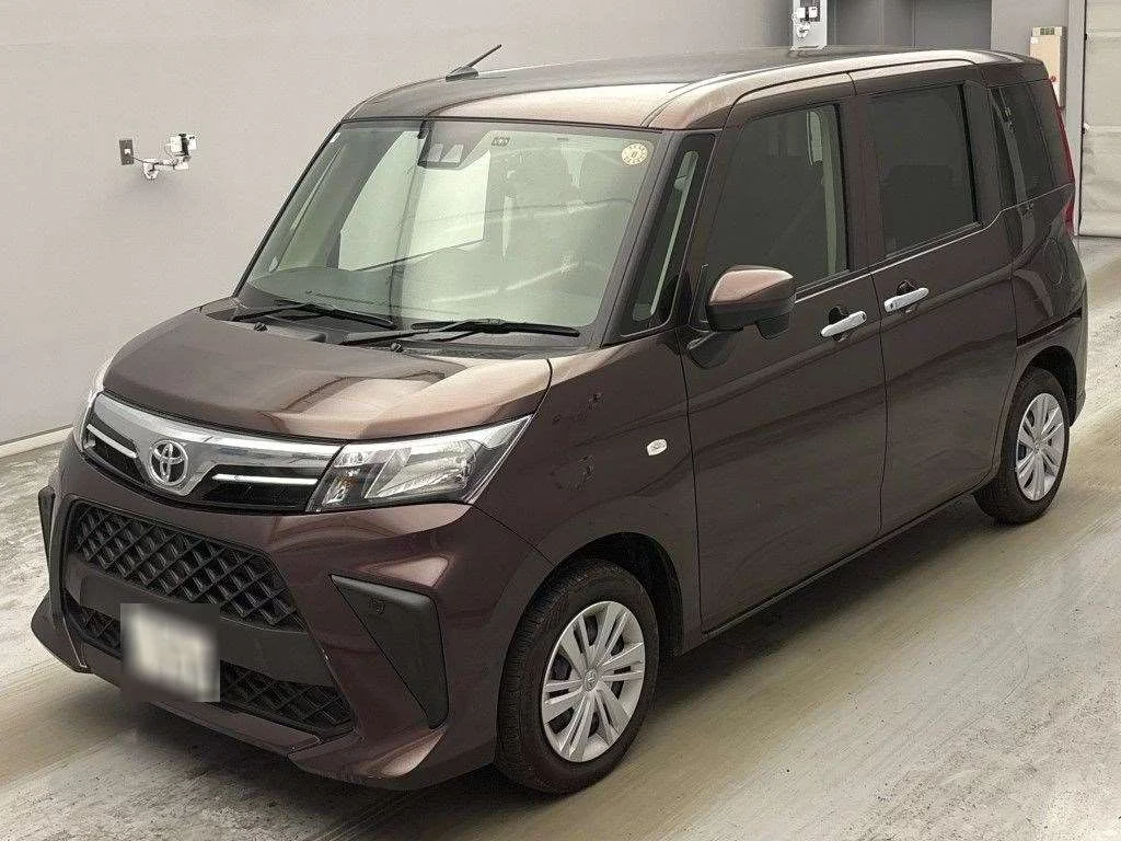 Toyota Roomy M900A 2025