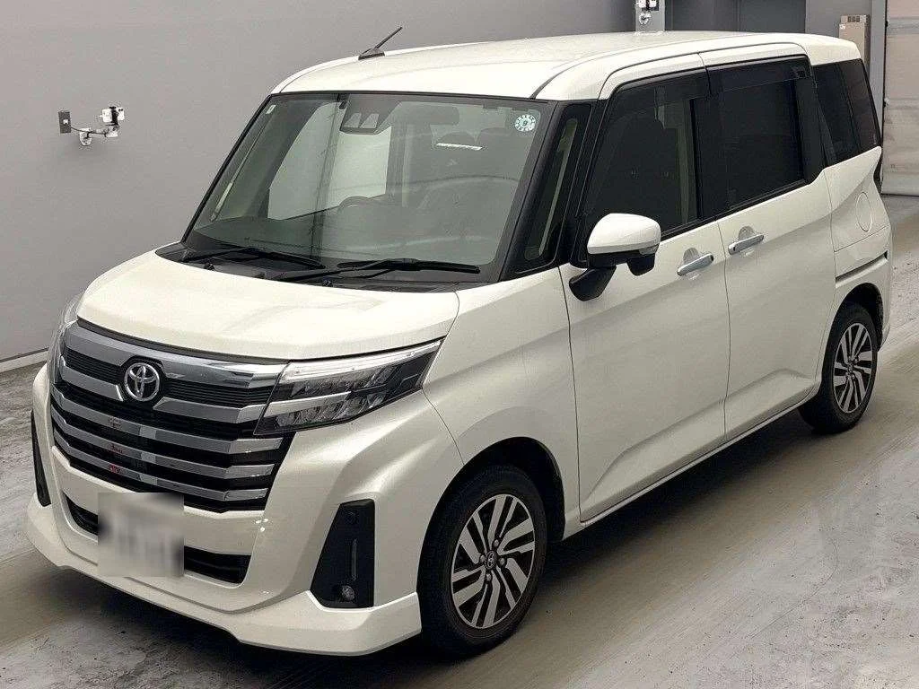 Toyota Roomy M900A 2022