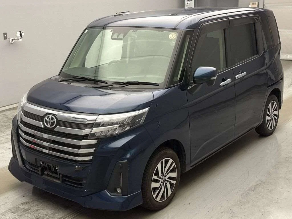 Toyota Roomy M900A 2021